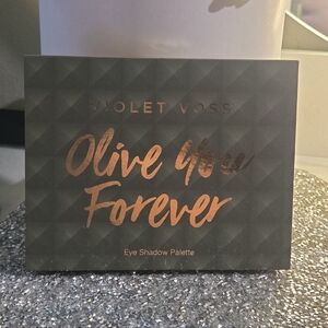 Violet Voss Olive You Forever Palette